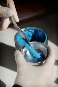 Collage bleu - Colle